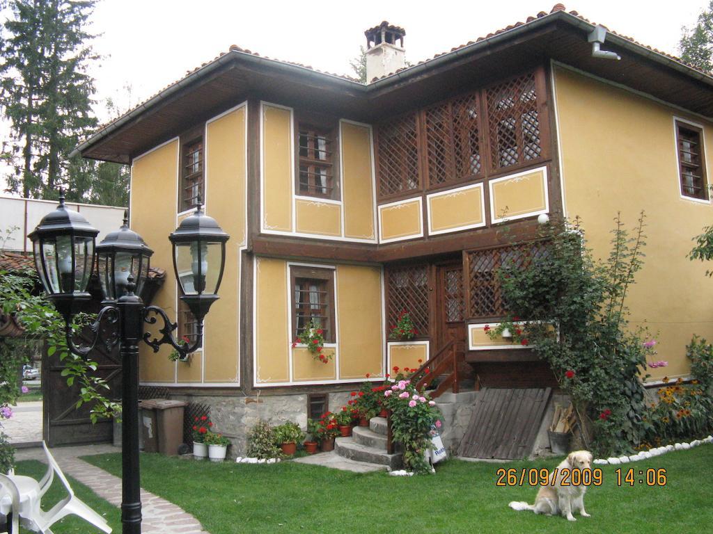 Family Hotel Kalina Koprivshtitsa Bagian luar foto